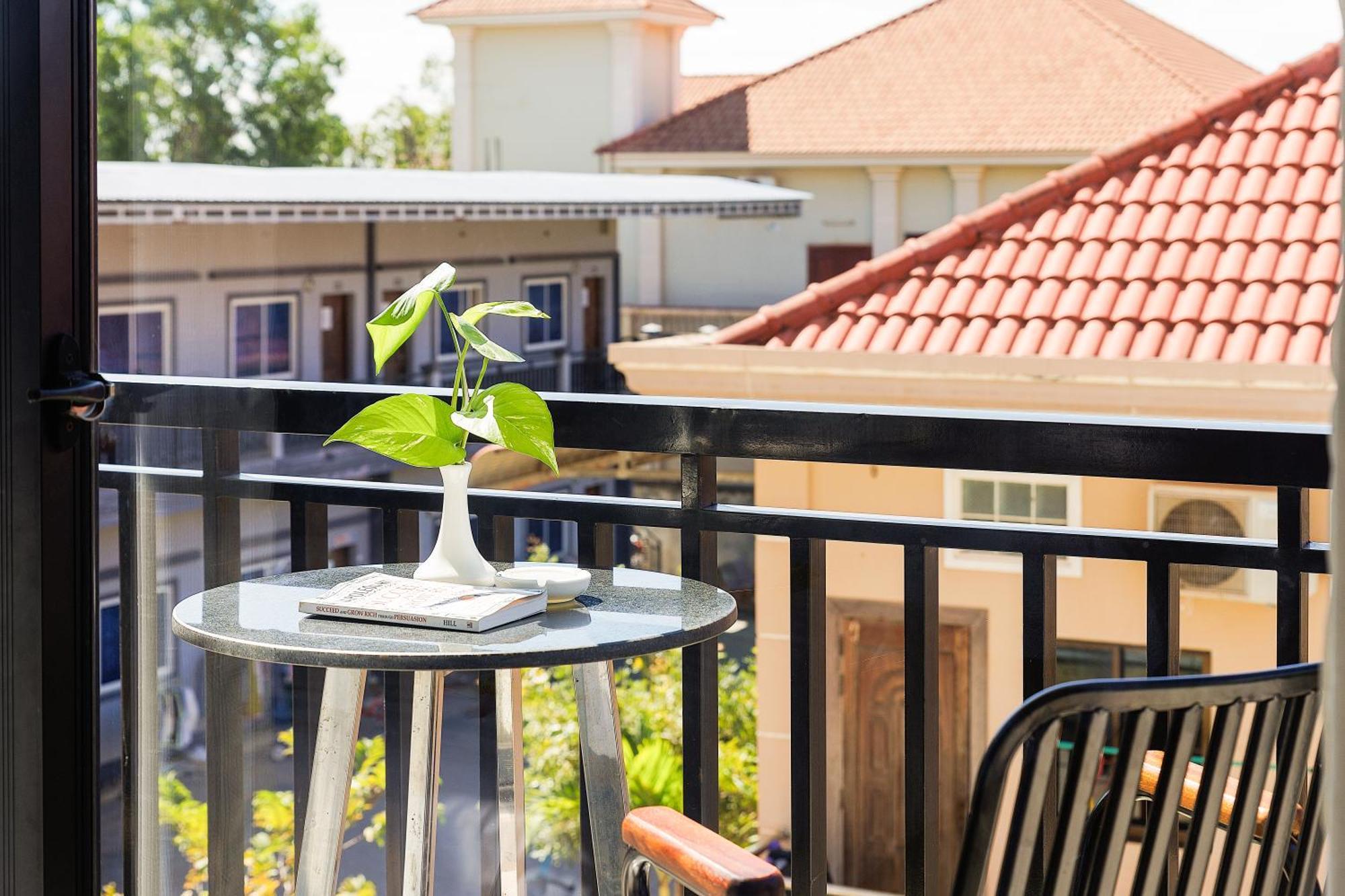 Ratana Angkor Hotel シェムリアップ エクステリア 写真